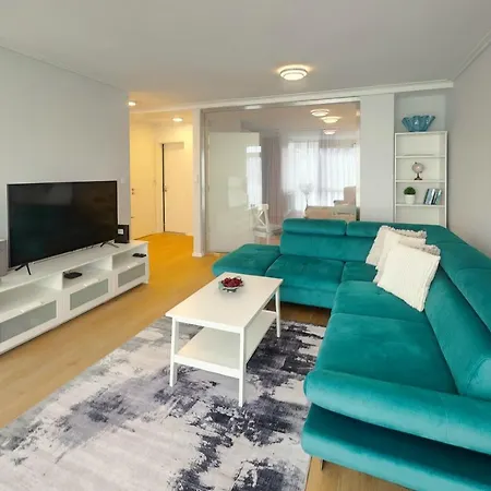 Hip Riverview Bestern Szegedin Exterior foto